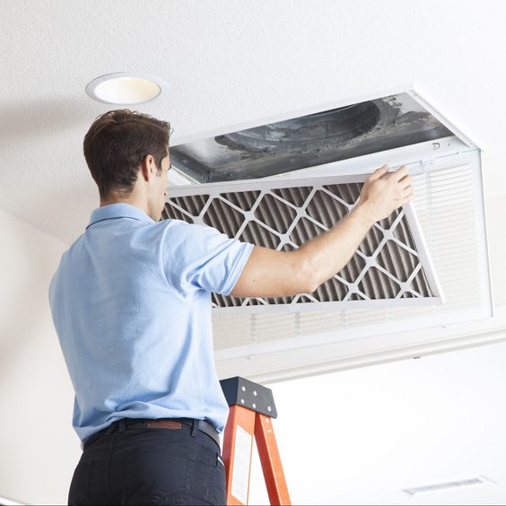 Cleaning ceiling air vents